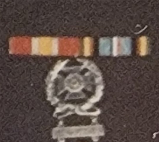 Is it possible to get help identifying army ribbons from a picture ...