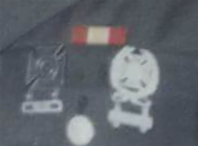 Is it possible to get help identifying army ribbons from a picture ...